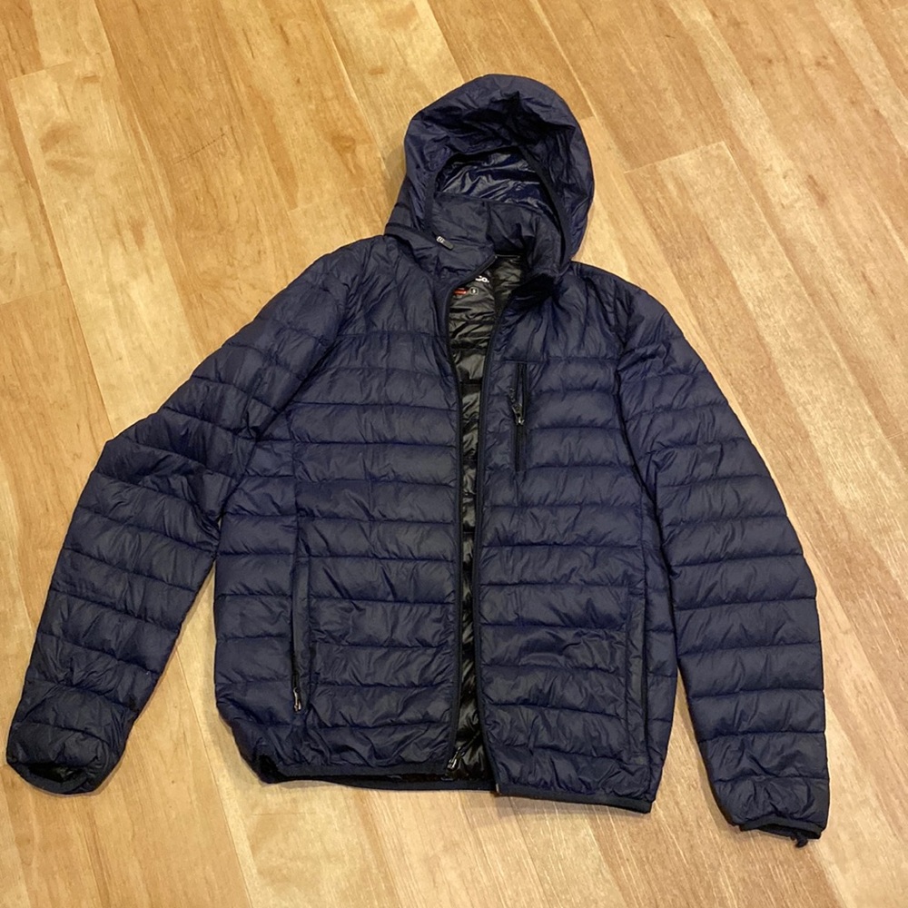Mens dark blue puffer jacket